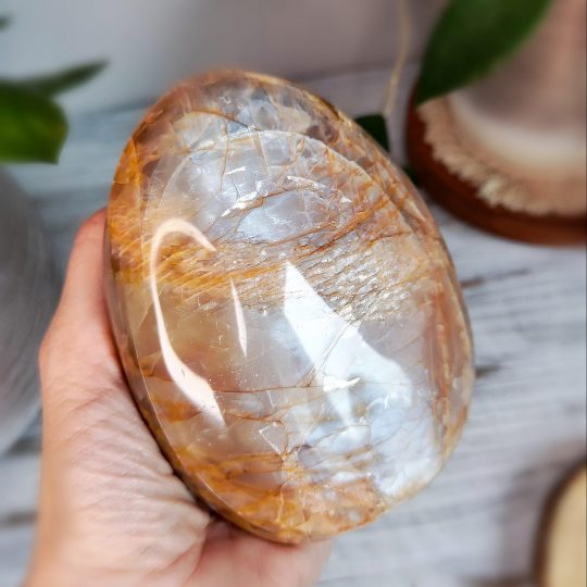 Peach Moonstone free form - A kvaliteta