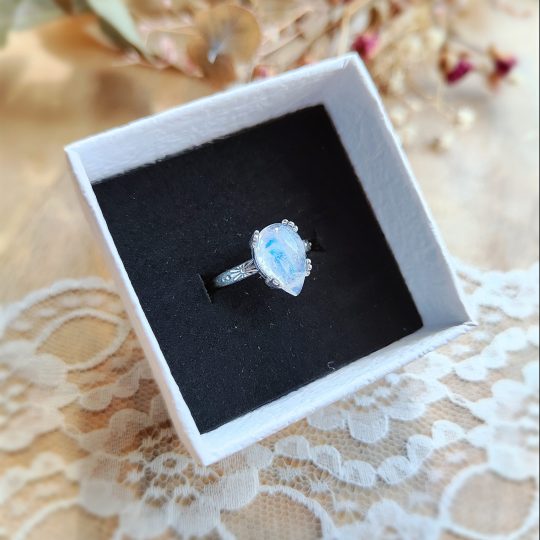 Moonstone prstan 925 srebro - solza